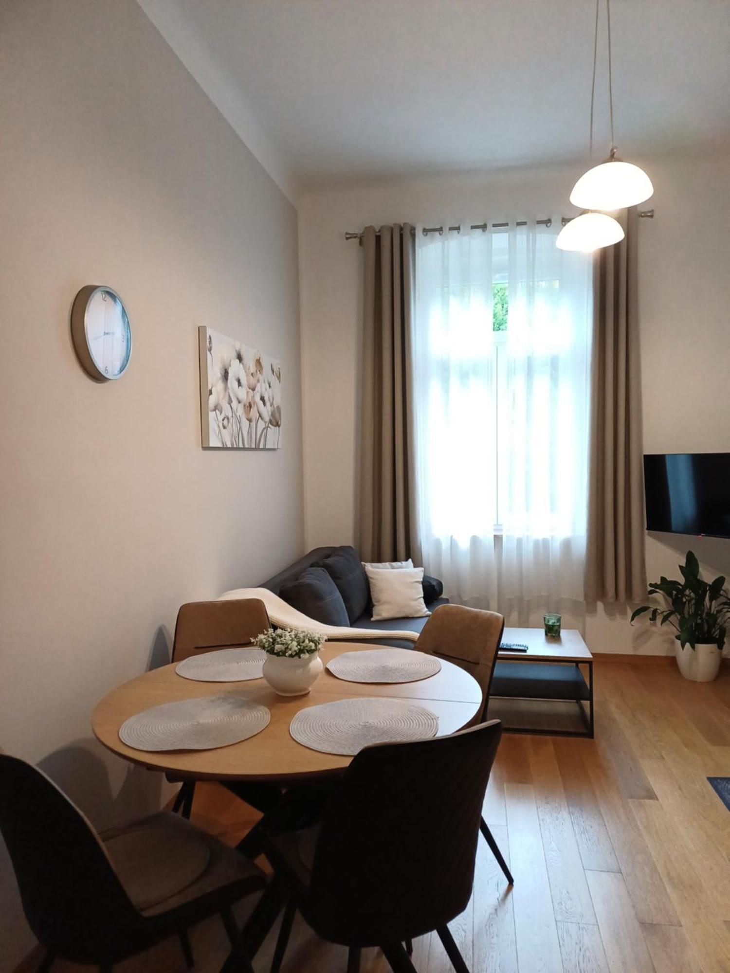 Apartment Zdenka - 100 M From The Beach Opatija Exterior foto