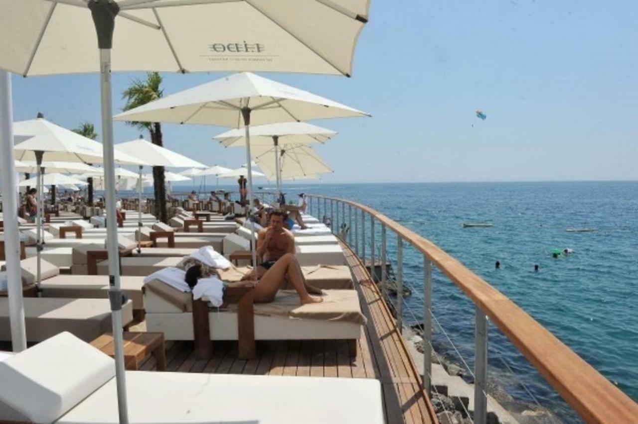 Apartment Zdenka - 100 M From The Beach Opatija Exterior foto